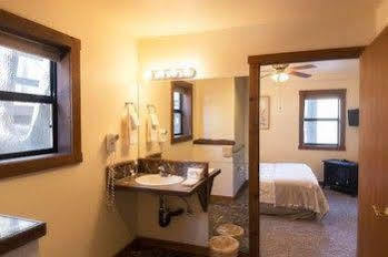 Knickerbocker Mansion Country Inn Биг Беър Лейк Екстериор снимка